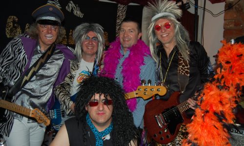 Glamrock party night raised £400 for Le