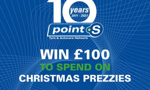 Win £100 to spend on Christmas Prezzies